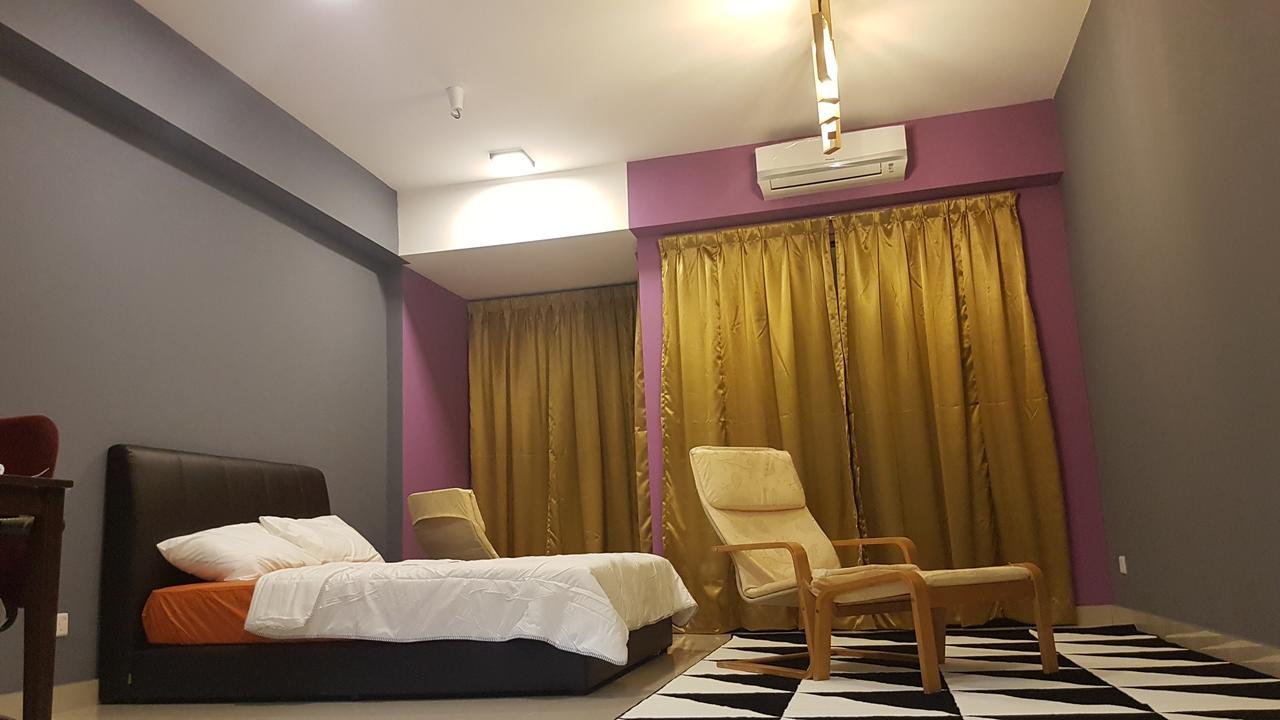Appartamento Utropolis By Miric Shah Alam Esterno foto